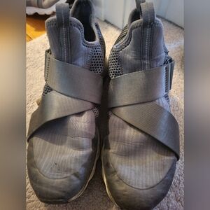 Sorel KINETIC Sneakers, Size 11